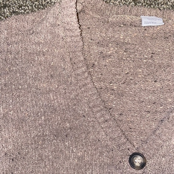 Button-Up Cropped Sweater - Picture 3 of 4